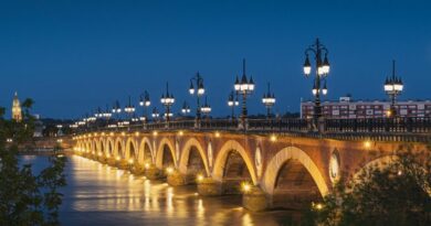 pont de pierre bordeaux