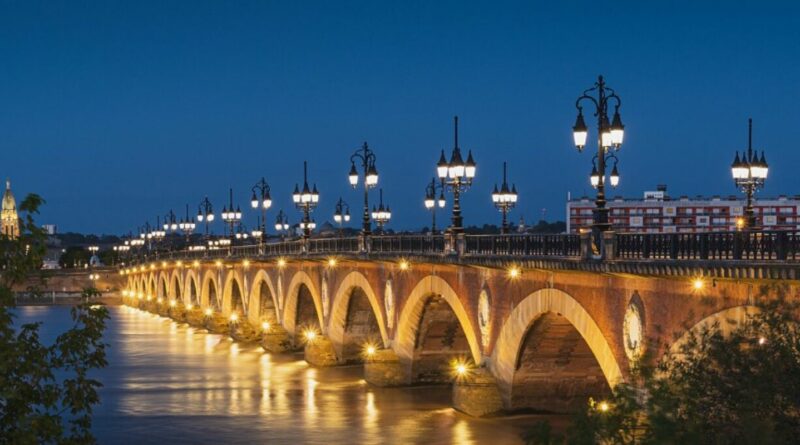 pont de pierre bordeaux