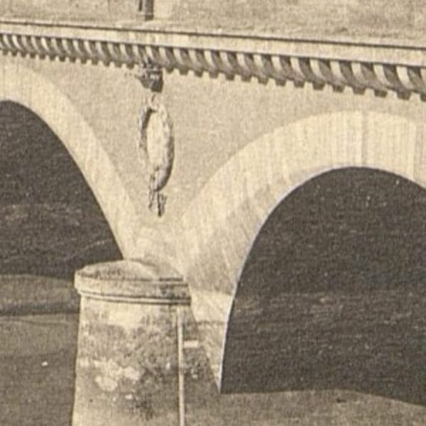 arches pont de pierre bordeaux