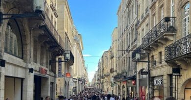 rue la plus longue de bordeaux