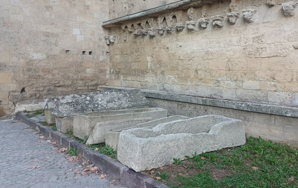 Basilique saint Seurin - Bordeaux - Nécropole