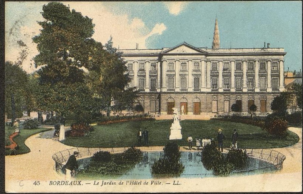 1900 - Hotel de ville - Jardins Palais Rohan - Source https://selene.bordeaux.fr/