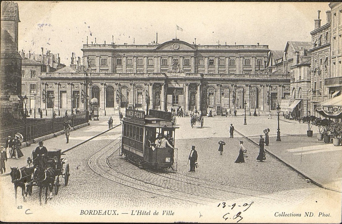 1900 - Hotel de ville - Palais Rohan - Source https://selene.bordeaux.fr/
