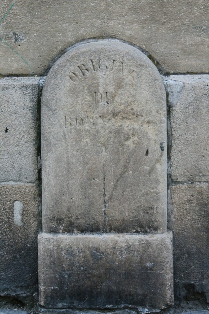 Borne kilométrique 0 Place Gambetta Bordeaux