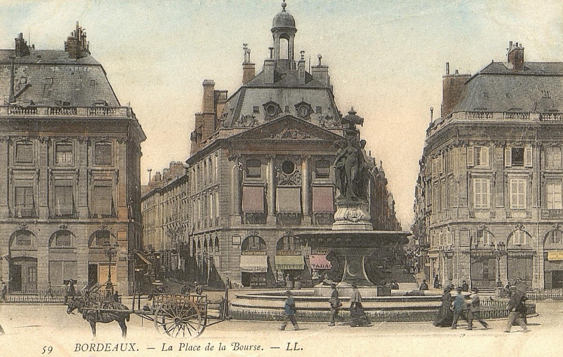 Place de la Bourse Bordeaux - 1900 - Source : https://selene.bordeaux.fr/