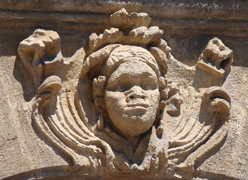Mascarons Bordeaux - Visage d'Africaine - Place Gambetta